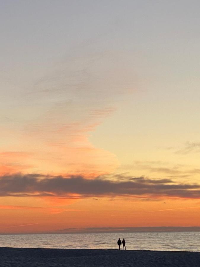 فندق Golabek ليبا المظهر الخارجي الصورة