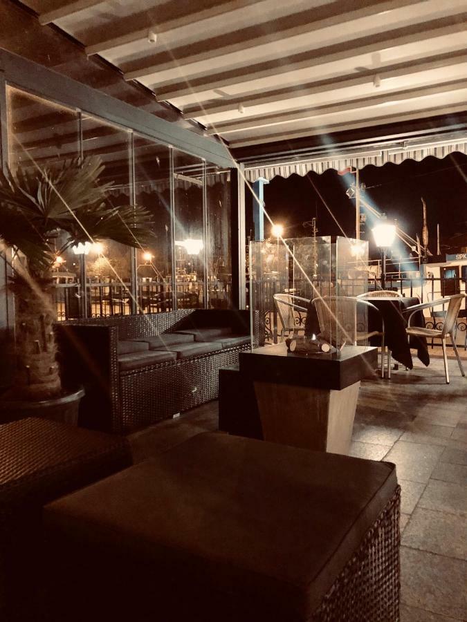 فندق Golabek ليبا المظهر الخارجي الصورة